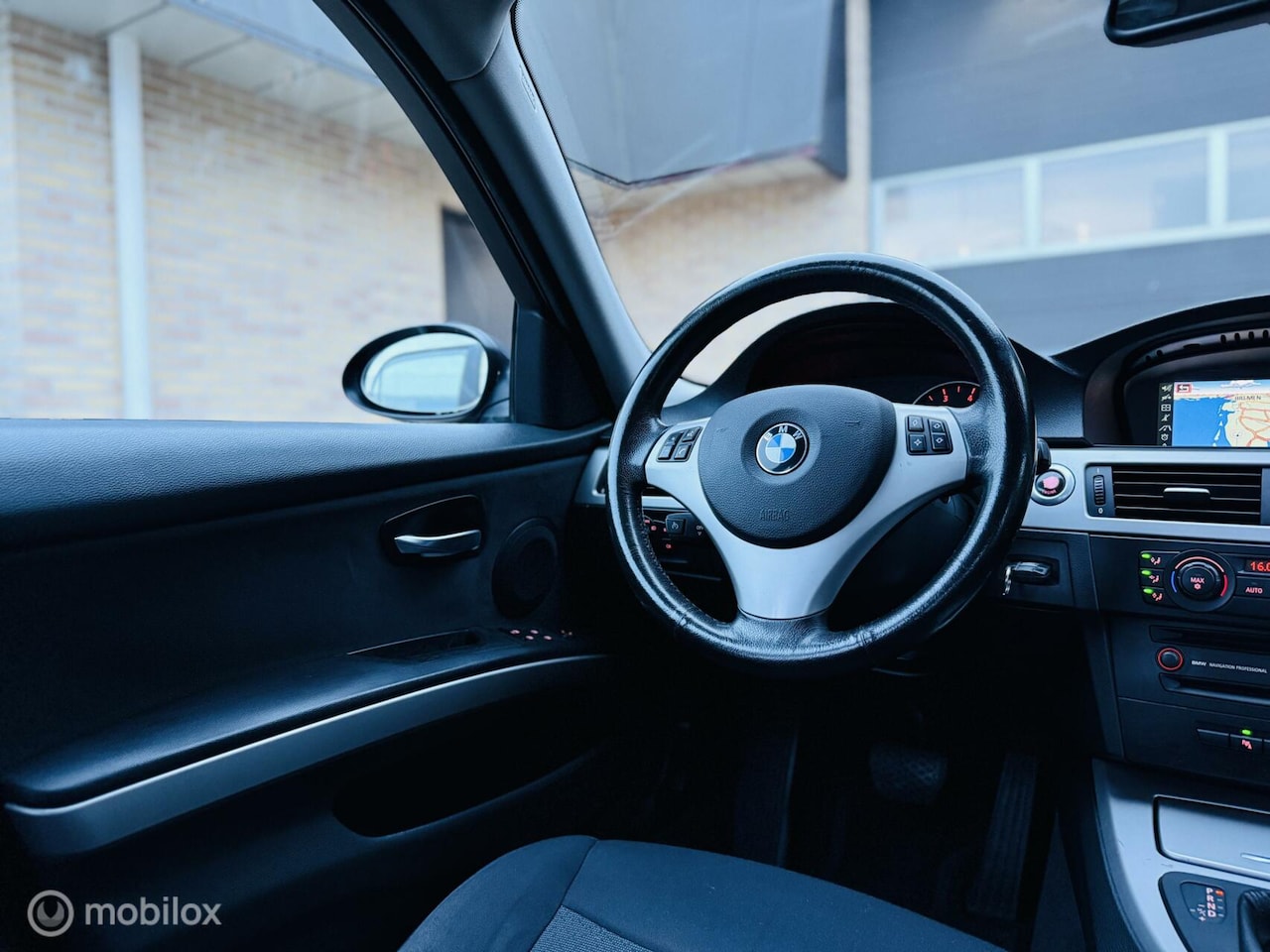 BMW 3-serie - 320i High Executive|Automaat|Gr Navi|Clima|LM 16 - AutoWereld.nl