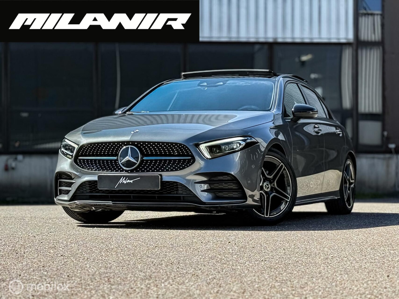 Mercedes-Benz A-klasse - A180 AMG Line |Pano |Memory |Carplay - AutoWereld.nl