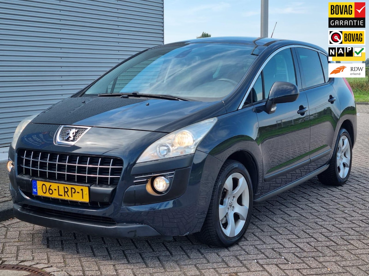 Peugeot 3008 - 1.6 THP Première Bj 2010 ECC AIRCO Navi Panoramadak - AutoWereld.nl