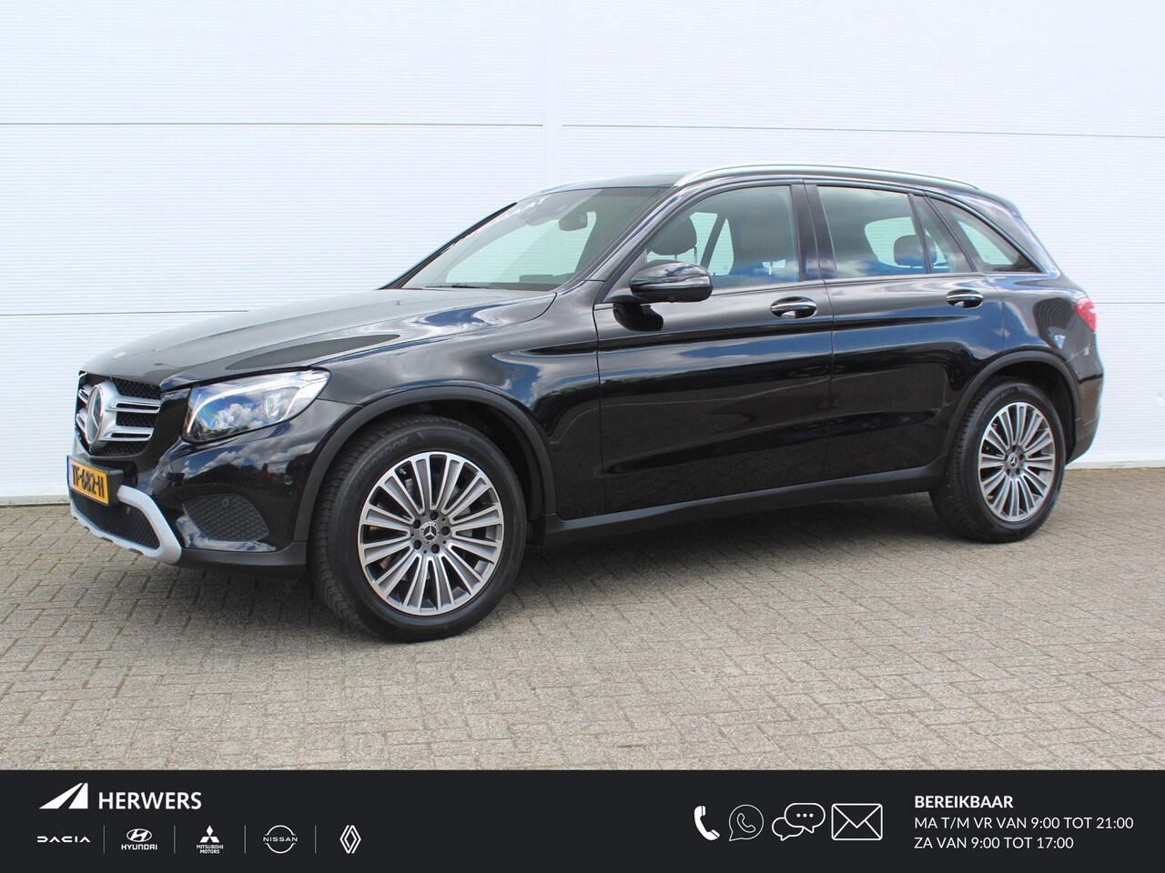 Mercedes-Benz GLC-klasse - 250 4MATIC Premium Plus AUTOMAAT / Trekhaak (2400 KG) / Navigatie / Lederen Bekleding / St - AutoWereld.nl