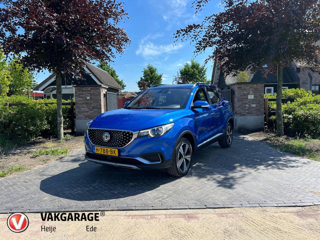 MG ZS - Luxury 45 kWh | Panorama dak | Apple-Carplay | - AutoWereld.nl