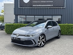 Volkswagen Golf - 8 R-Line 1.5 eTSI 150pk DSG / Aut. IQ Light Harman Kardon Head Up Panoramadak 48dkm