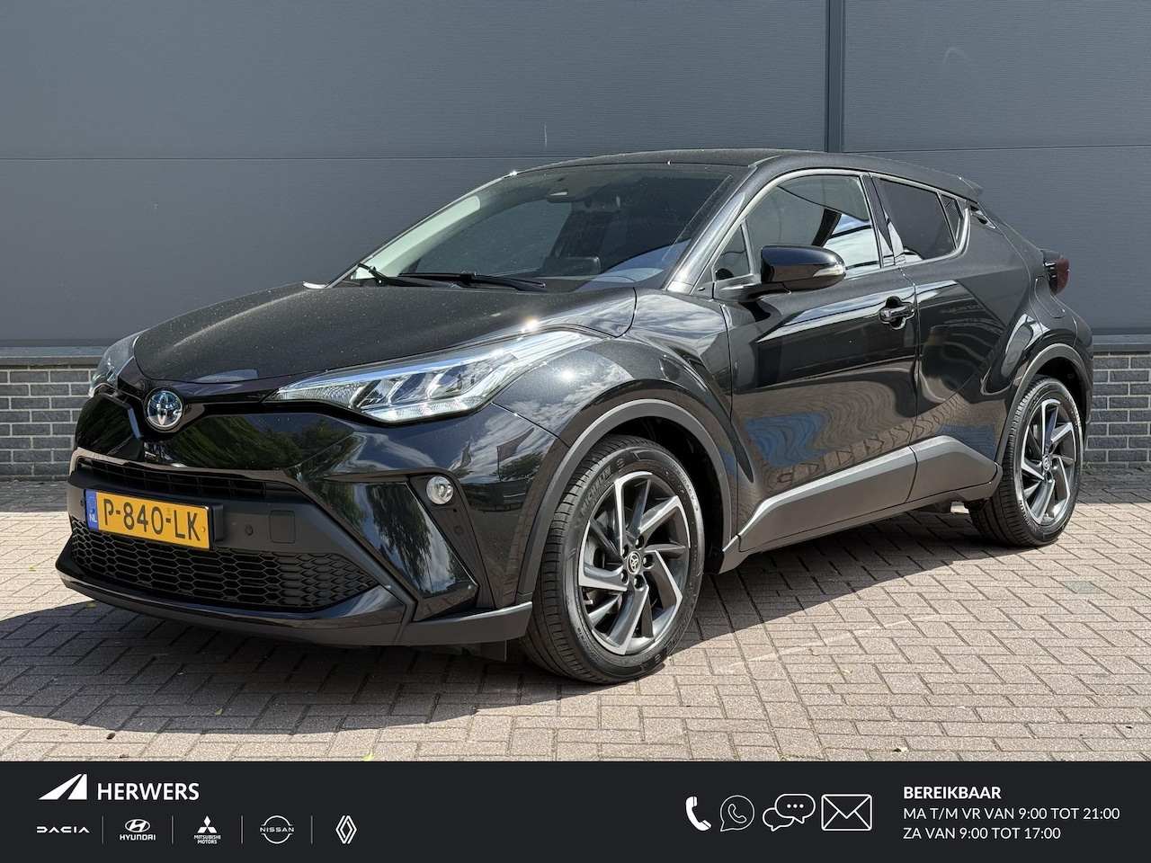 Toyota C-HR - 1.8 Hybrid Dynamic / Dealer Onderhouden / Navigatie / Apple Carplay & Android auto / Achte - AutoWereld.nl