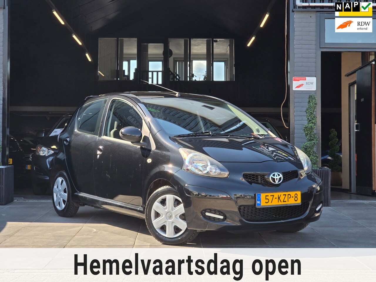Toyota Aygo - 1.0-12V Comfort | 5DRS | ELEK. RAMEN | 2e EIGENAAR | NIEUWE APK | NAP - AutoWereld.nl