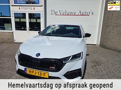 Skoda Octavia - 1.4 TSI RS iV PHEV Business hud alcantara245pk
