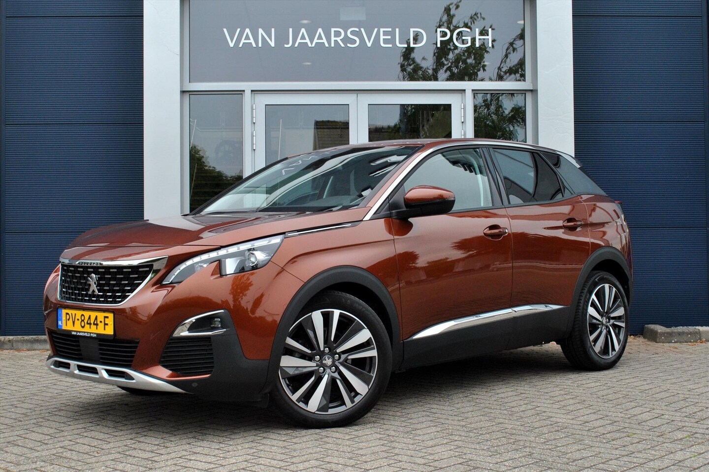 Peugeot 3008 - Allure 1.6 165pk EAT6 Camera / LED / Trekhaak - AutoWereld.nl