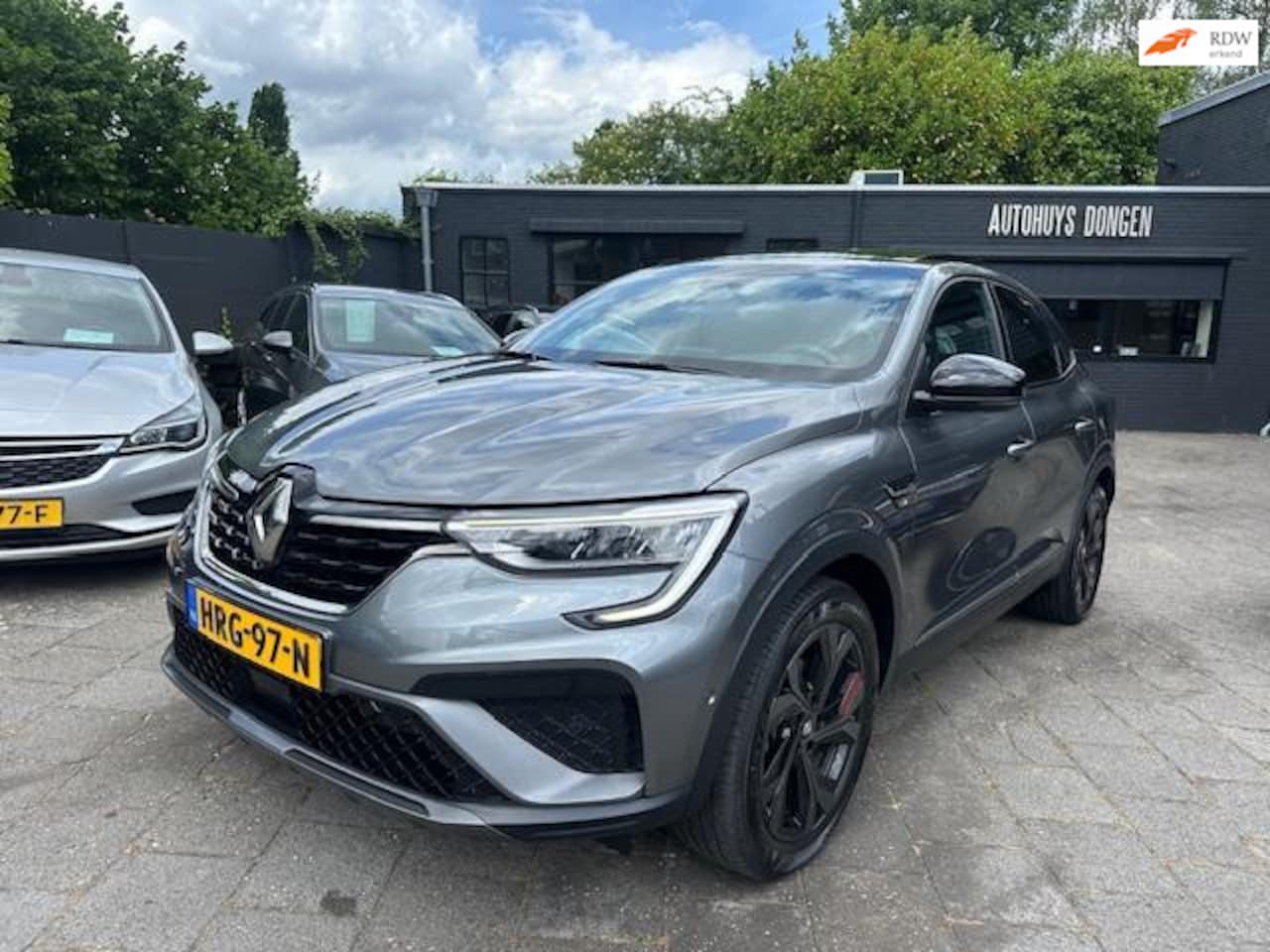 Renault Arkana - 1.6 E-Tech hybrid 145 R.S. Line! Aut! Panodak! - AutoWereld.nl