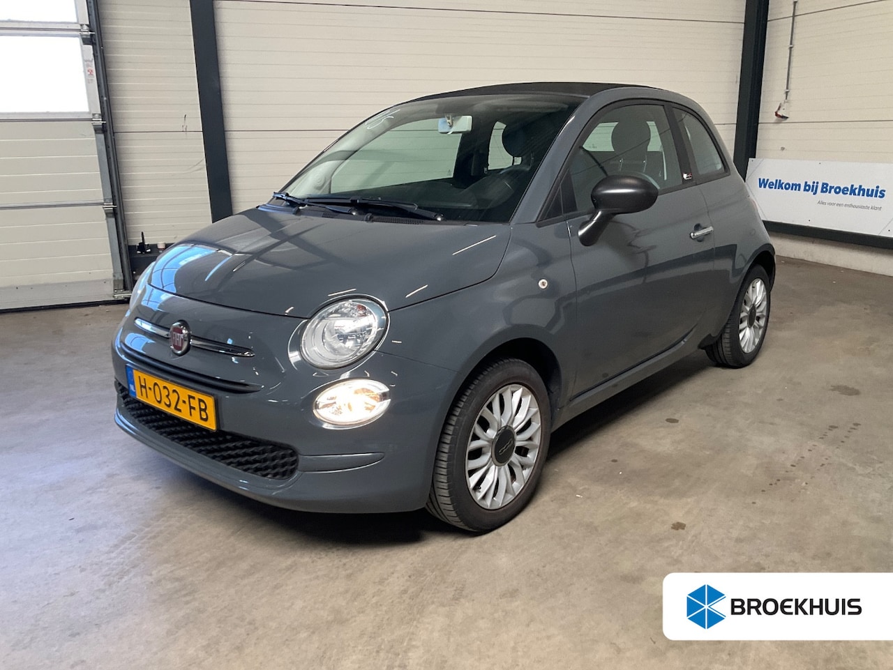 Fiat 500 C - 1.2 Young Airco | Cruise Control | DAB | Navi | cabriodak - AutoWereld.nl