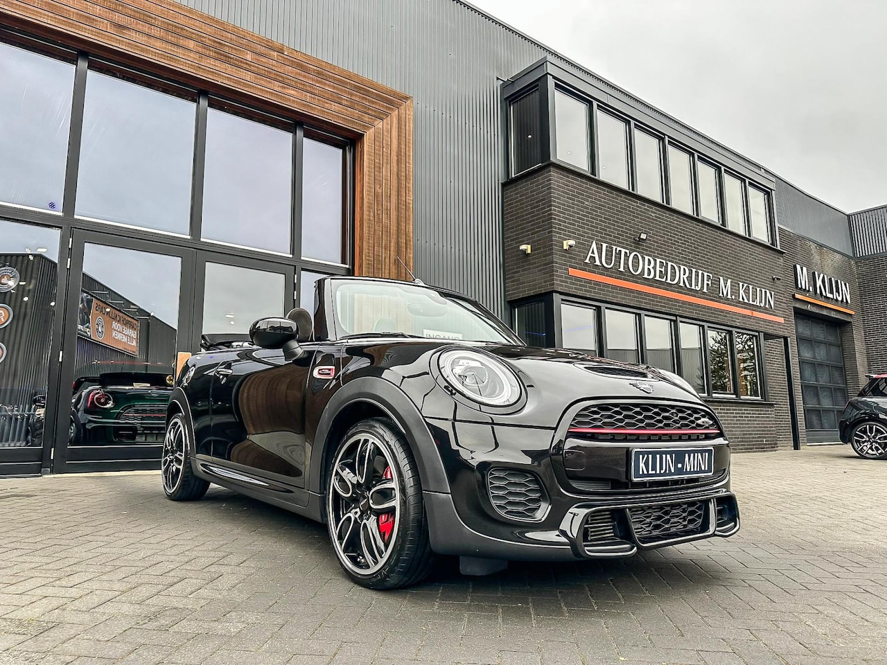 MINI Cabrio - Mini 2.0 John Cooper Works JCW Pack F1 aut 231pk/Camera/HK/Uniek - AutoWereld.nl