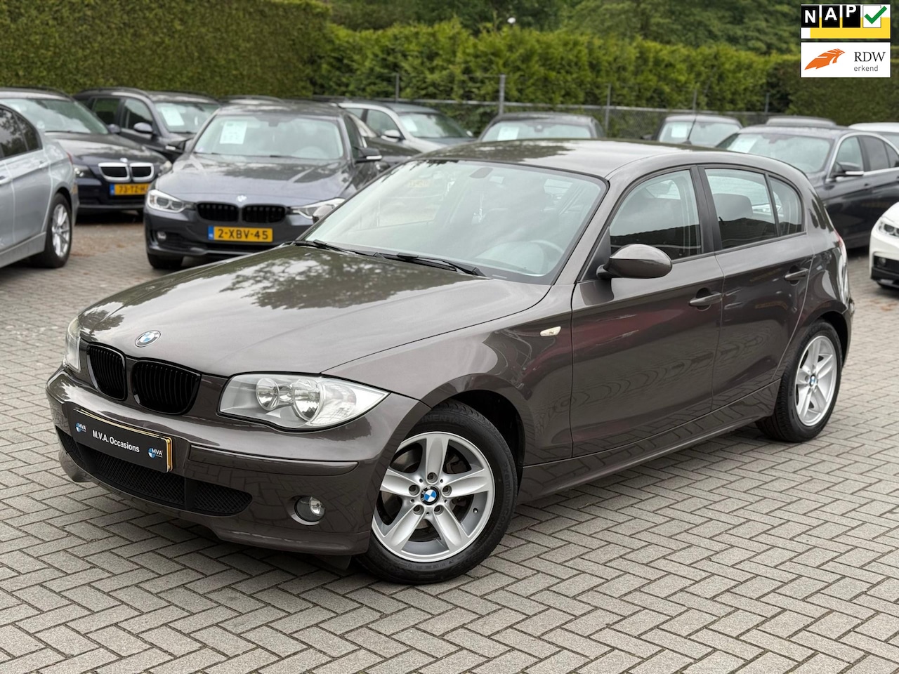 BMW 1-serie - 116i|Ketting vervangen|Cruise control|Airco|16 inch|Nette staat.. - AutoWereld.nl