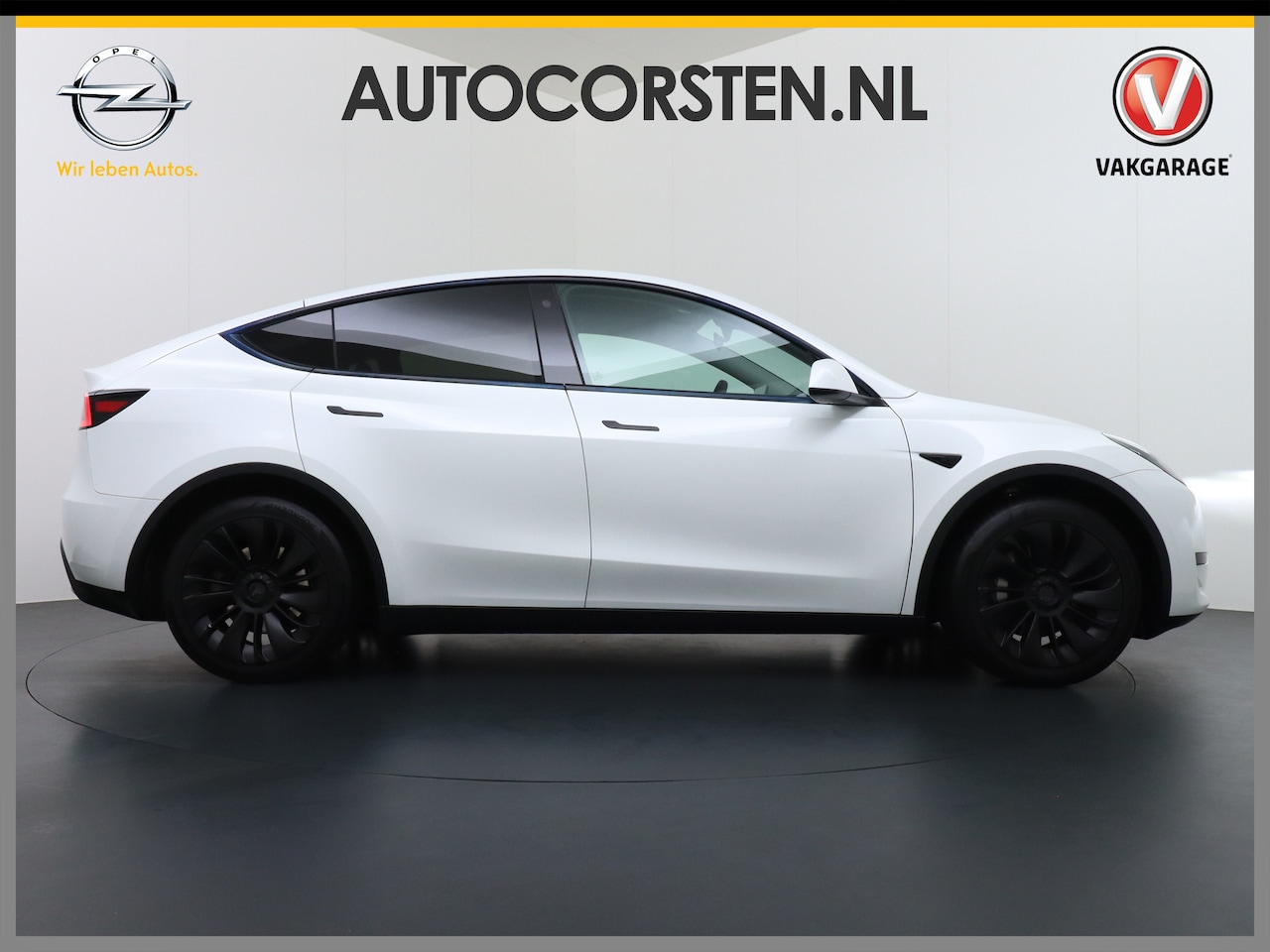 Tesla Model Y - RWD 58kWh Lmv 19" Warmtepomp LFP-Accu Autopilot FSD-Computer 3 Leder Panoramadak Elektr.St - AutoWereld.nl
