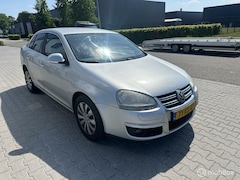 Volkswagen Jetta - 1.4 TSI Sportline