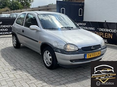 Opel Corsa - 1.2i-16V Onyx apk koopje airco