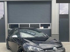 Volkswagen Golf - 2.0 TSI R 4Motion PANO/AUT/Stoelverw/LEDER