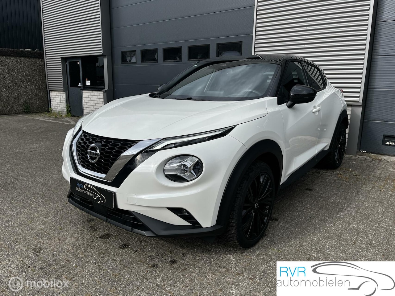 Nissan Juke - 1.0 DIG-T Enigma AUTOMAAT/NAVI/CRUISE/CAMERA - AutoWereld.nl