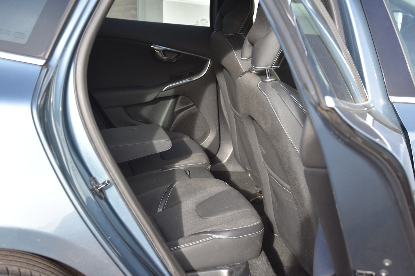 Volvo V40 - 1.6 D2 Momentum - AutoWereld.nl
