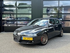 Alfa Romeo 147 - 1.6 T.Spark Veloce Distinctive Novitec