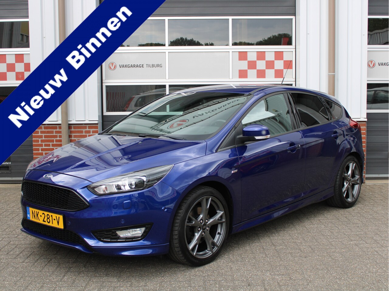 Ford Focus - 1.5 150PK ST-Line 4-cilinder/2e Eig./Xenon/PDC/Cruise/Climate/Voorruitverw./18inch/Navi/Ca - AutoWereld.nl