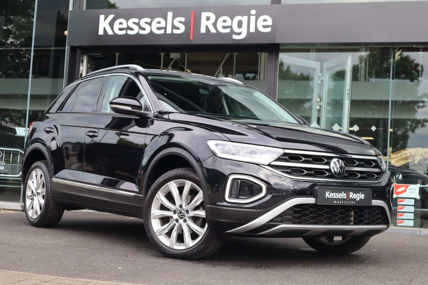 Volkswagen T-Roc - 1.5 TSI DSG Style Navi ACC Camera Led - AutoWereld.nl