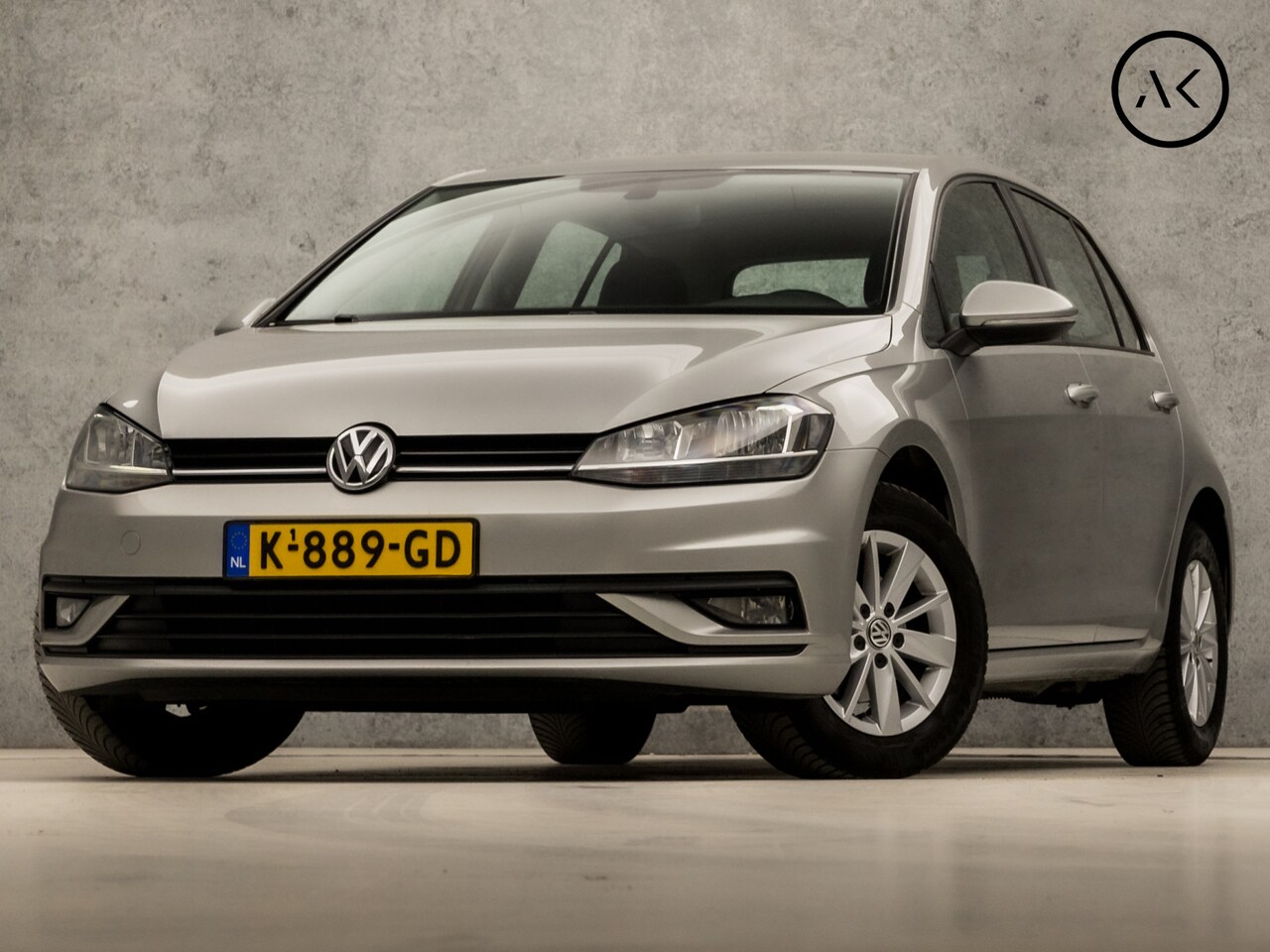 Volkswagen Golf - 1.0 TSI Sportline (APPLE CARPLAY, GROOT NAVI, CLIMATE, LM VELGEN, SPORTSTOELEN, CRUISE, NI - AutoWereld.nl
