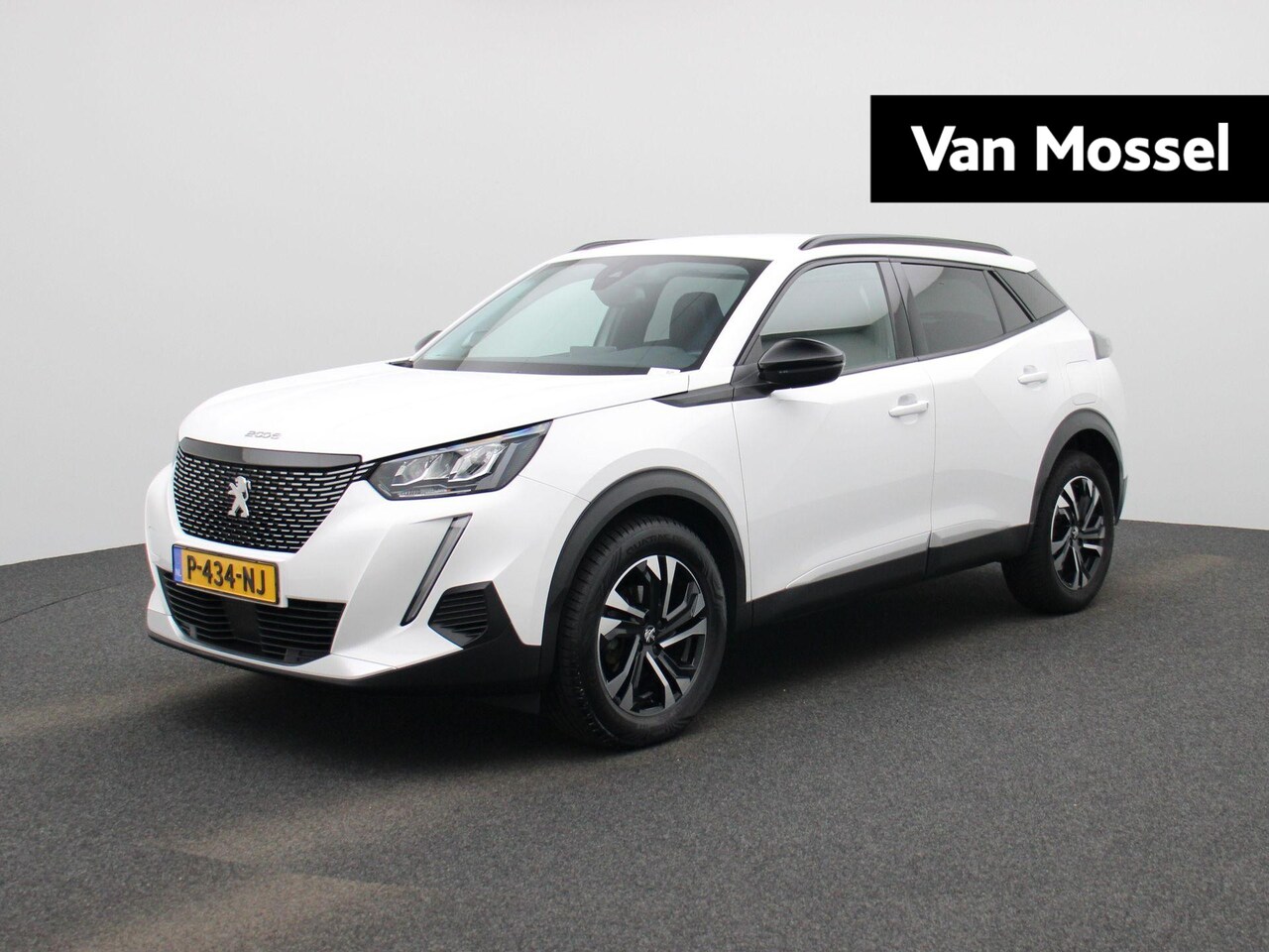 Peugeot 2008 - 1.2 PureTech Allure | Automaat | Navigatie | Parkeersensoren | Climate control - AutoWereld.nl