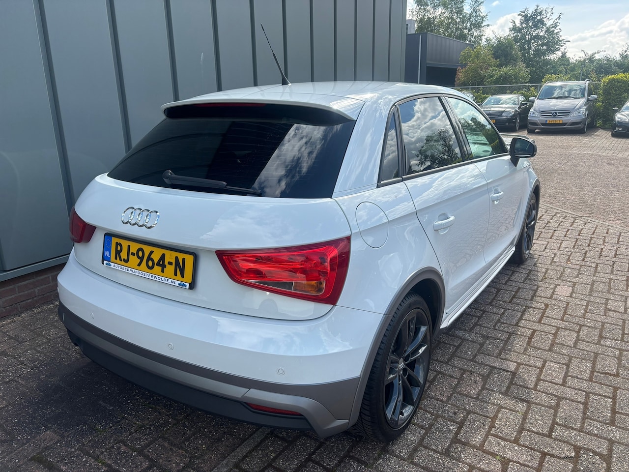 Audi A1 Sportback - 1.0 TFSI Pro Line NAP//AIRCO//NAVI//CRUISE//PDC//SPORTBACK