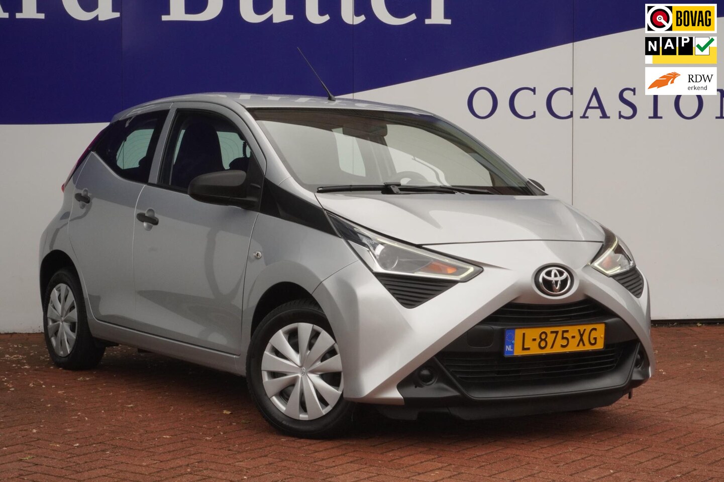 Toyota Aygo - 1.0 VVT-i x-fun+Airco+Elek-Pakket+michelin-alle-seasons-banden = TOPn!! - AutoWereld.nl