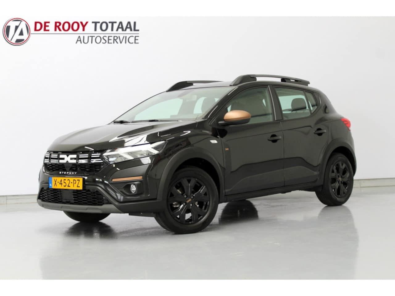 Dacia Sandero Stepway - 1.1 TCe 110 Extreme 111PK, SCHUIFDAK | CARPLAY | VELGEN | TREKHAAK - AutoWereld.nl