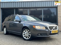 Volvo V70 - 2.5T Kinetic Leer Keyless Trekhaak 5 cilinder