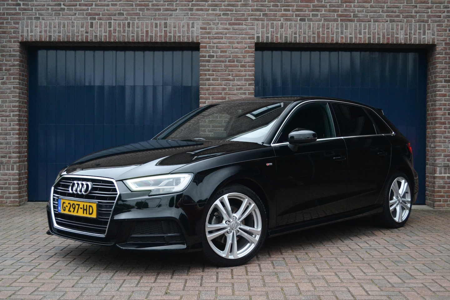 Audi A3 Sportback - 30 TFSI Advance Sport 2x S-Line | Virtual Cockpit | Carplay/Android Auto | Stoelverwarming - AutoWereld.nl