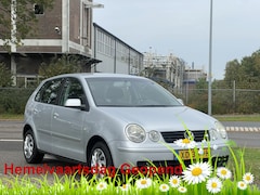 Volkswagen Polo - 1.4-16V Comfortline | Airco | Cruise Control | 5 Deurs | APK 12-2025