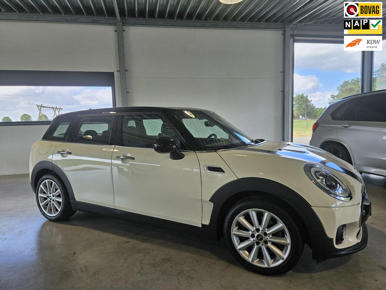 MINI Clubman - 1.5 Cooper Chili Business Plus Mini 1.5 Cooper Chili Business Plus - AutoWereld.nl