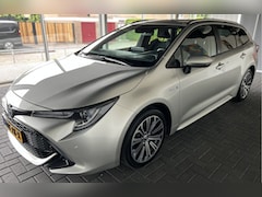 Toyota Corolla Touring Sports - 2.0 Hybrid TeamD / Stuurverwarming / Adaptive Cruise Control / Carplay