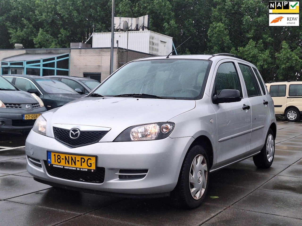 Mazda 2 - €1850,-1.4 Exclusive Airco Trekhaak INRUIL - AutoWereld.nl