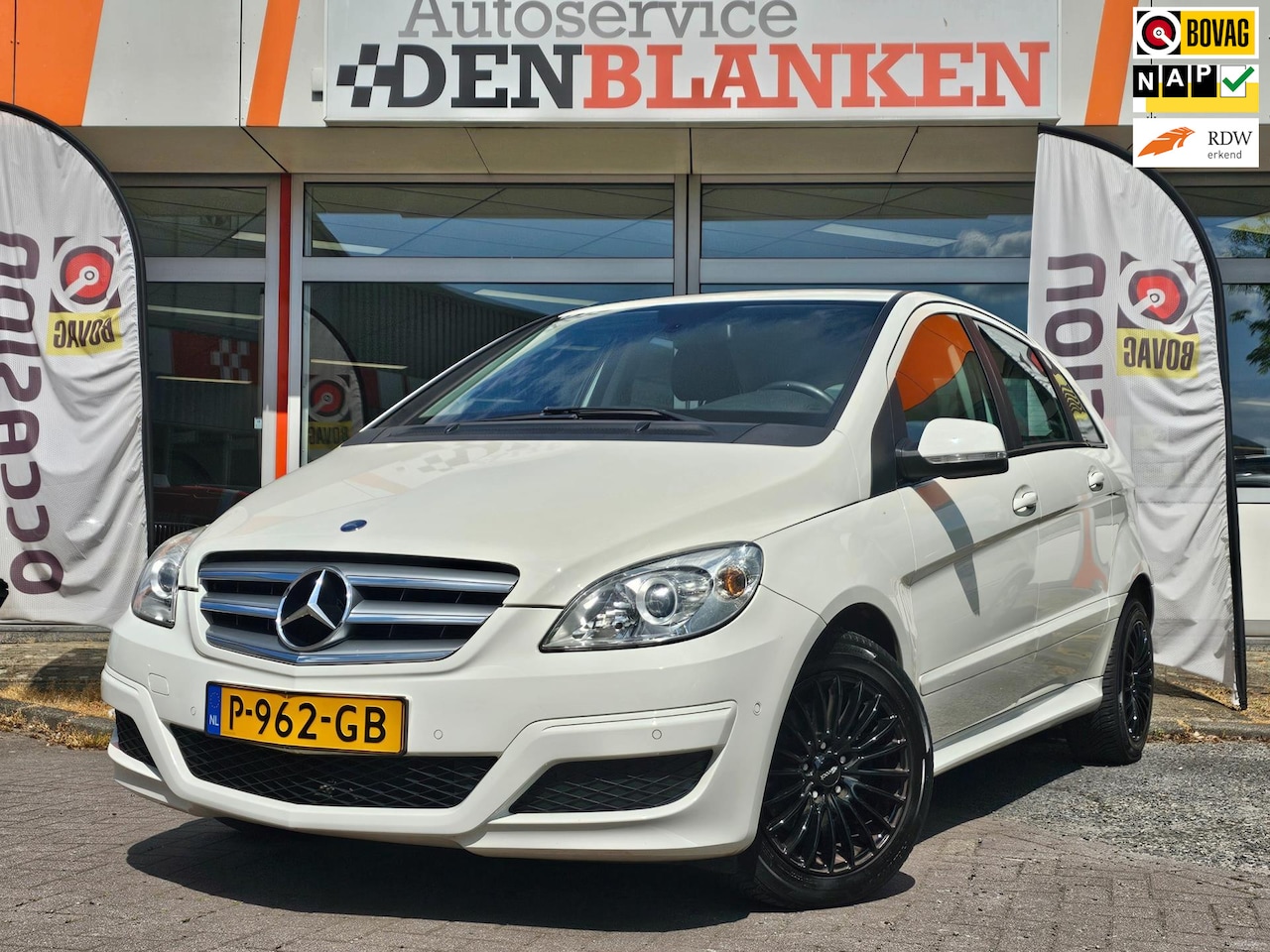 Mercedes-Benz B-klasse - 200 Automaat / Airco Clima / Cruise Control / Pdc / 16"Lmv !! - AutoWereld.nl