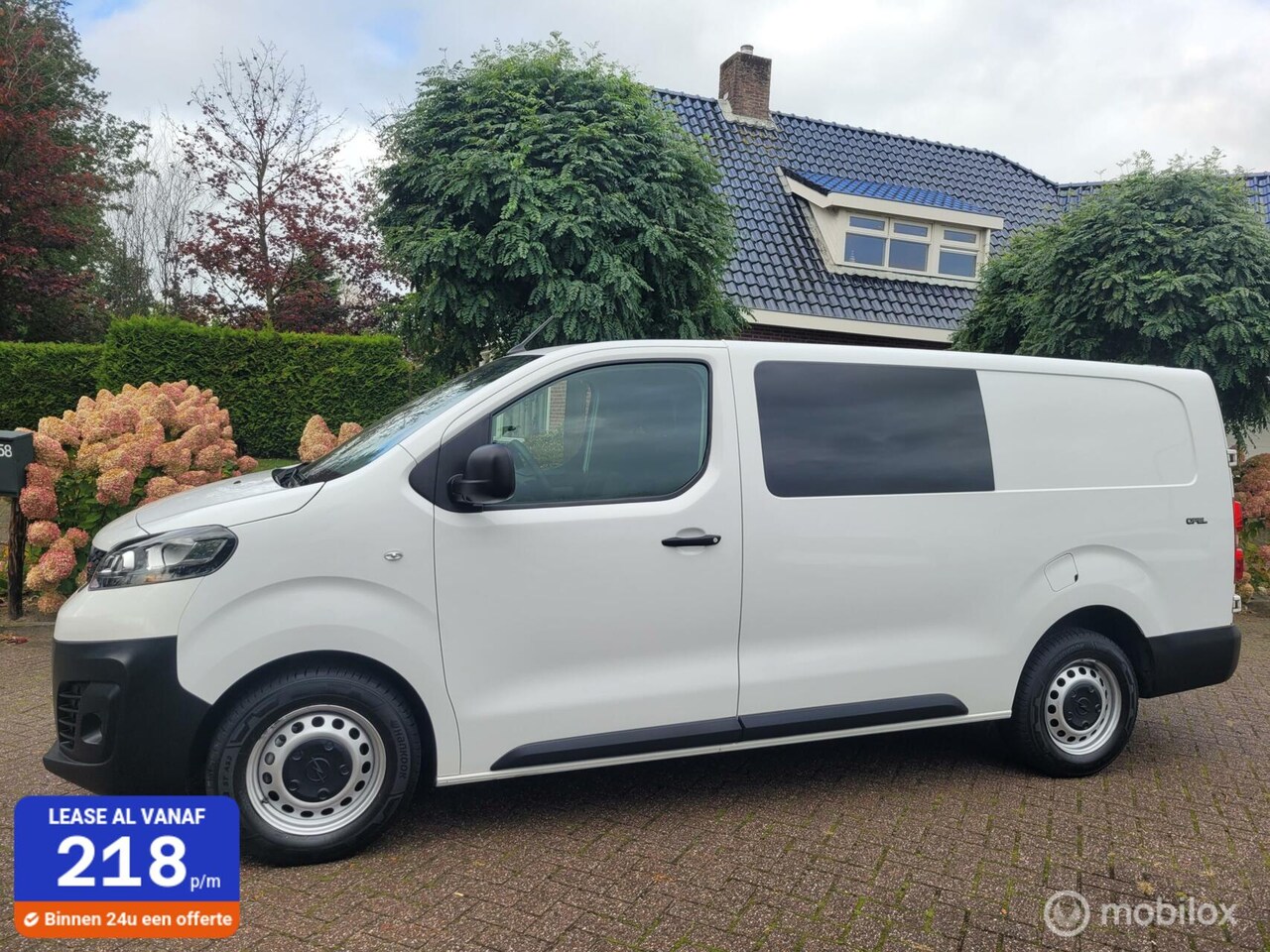 Opel Vivaro - bestel 2.0 CDTI L3H1 DC, airco, cr contr. - AutoWereld.nl