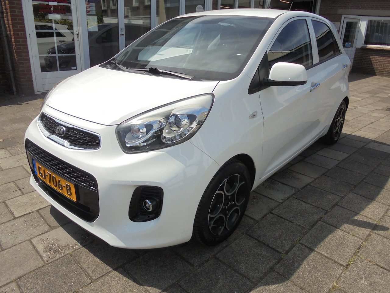 Kia Picanto - 1.0 CVVT First Edition Airco, Cruise. Bluetooth - AutoWereld.nl