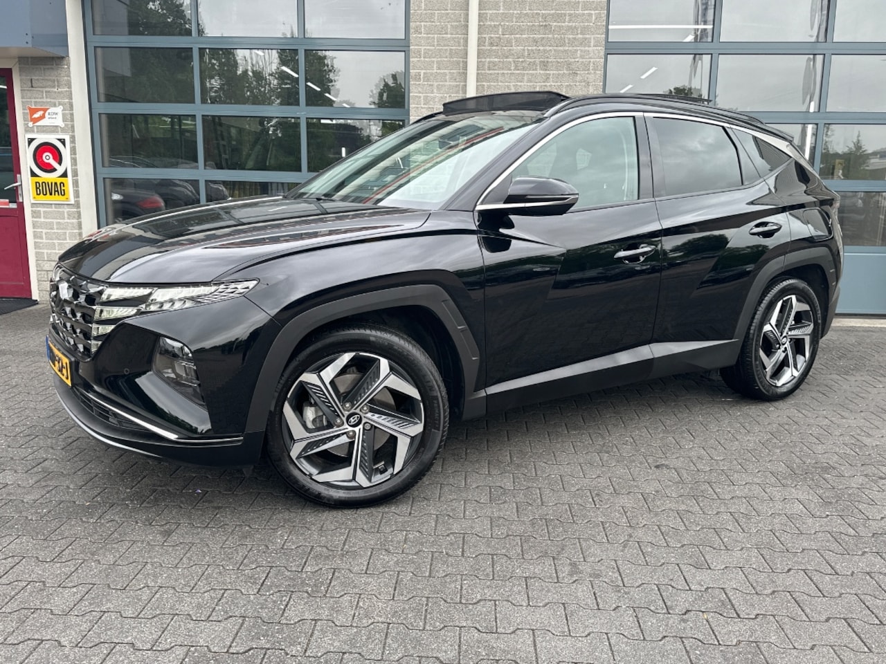 Hyundai Tucson - 1.6 T-GDI PHEV Comfort 4WD | SCHUIFDAK | TREKHAAK | - AutoWereld.nl