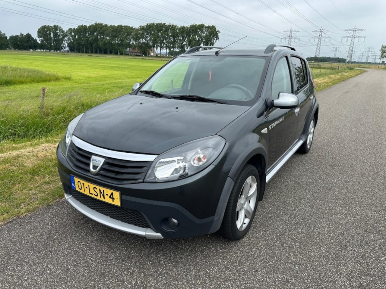 Dacia Sandero Stepway - 1.6 - AutoWereld.nl