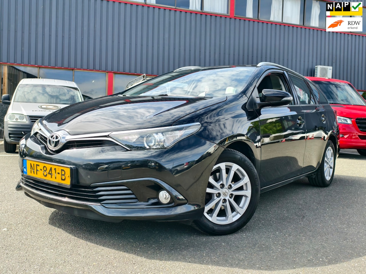 Toyota Auris Touring Sports - 1.3 Aspiration / NAP / CAMERA / AIRCO / OHB / SP VLG / - AutoWereld.nl