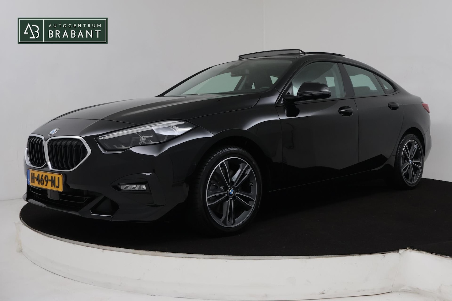 BMW 2-serie Gran Coupé - 218i High Executive Edition (PANORAMADAK, PARKEERSENSOREN, CRUISE, CAMERA, NAVIGATIE, STOE - AutoWereld.nl