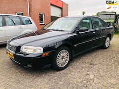 Volvo S80 - 2.4/NAP/AUTOMAAT/LEER/CRUISE