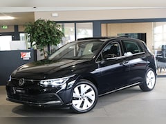 Volkswagen Golf - 1.5 TSI Style 130PK Navi Pano ACC PDC Blind Spot Massage Stoel