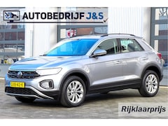Volkswagen T-Roc - 1.5 TSI Life Business DSG Rijklaarprijs | 12 Maanden Garantie | Onderhoudsbeurt | Nieuwe A