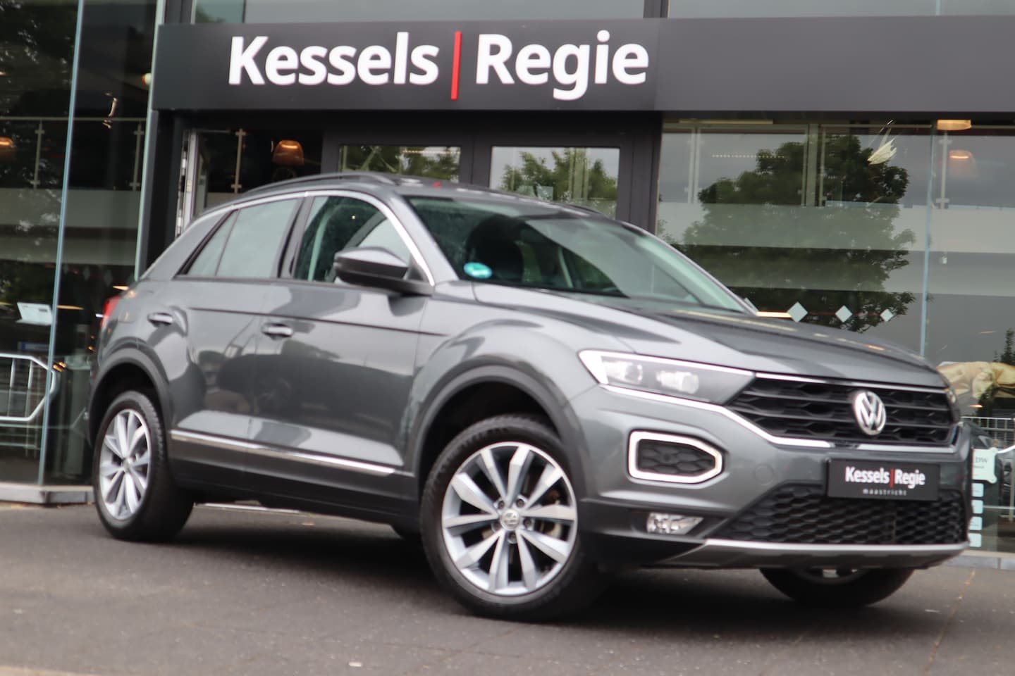 Volkswagen T-Roc - 1.5 TSI DSG Style Panoramadak Led Navi Camera BLIS ACC - AutoWereld.nl