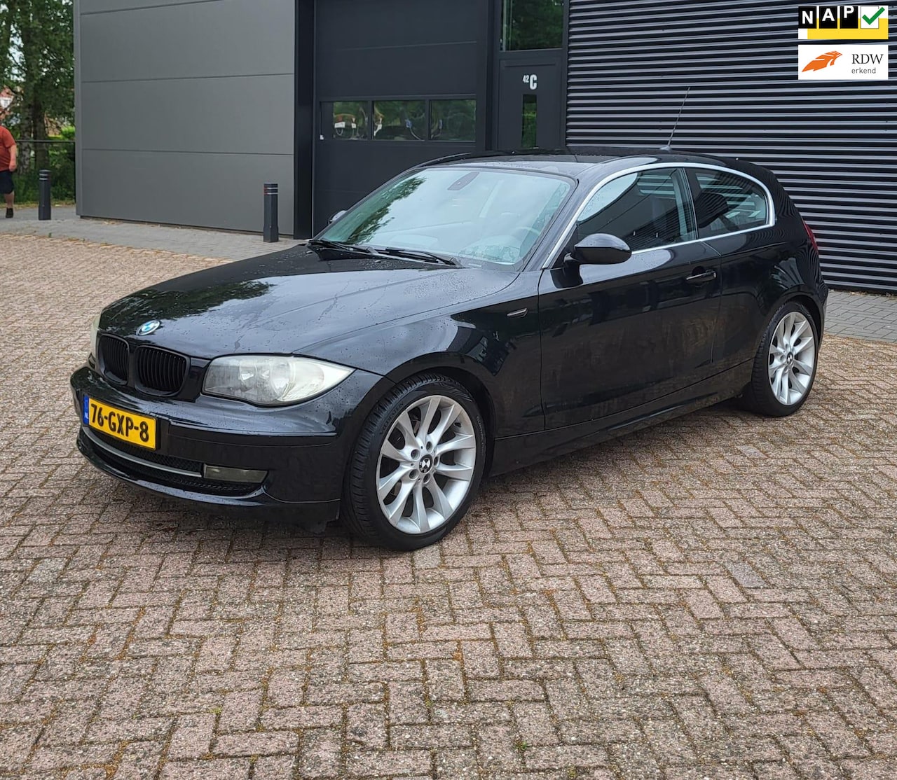 BMW 1-serie - 116i 116i, Navi, Clima, 17" LM, NAP - AutoWereld.nl