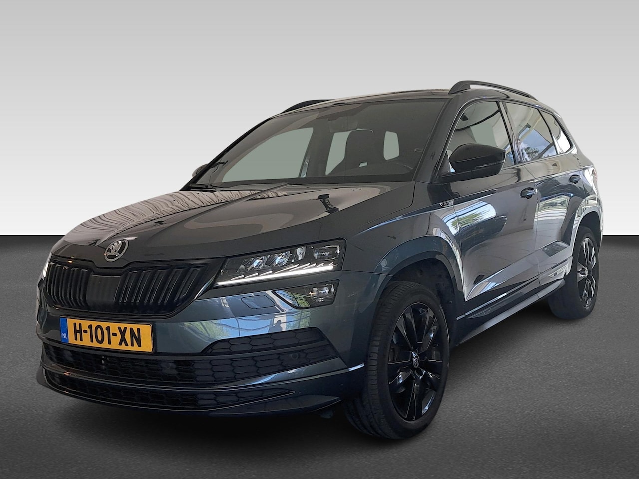 Skoda Karoq - 1.5 TSI 150pk Sportline Business / Navigatie / Climate Controle - AutoWereld.nl