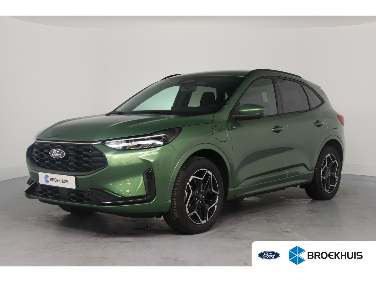 Ford Kuga - 2.5 PHEV ST-Line | Besteld! | 19'' Lichtmetalen Velgen | Winter Pack | Wegklapbare Trekhaa - AutoWereld.nl