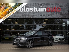 Mercedes-Benz GLA-Klasse - 200 AMG Line , Trekhaak, Rood Stiksel
