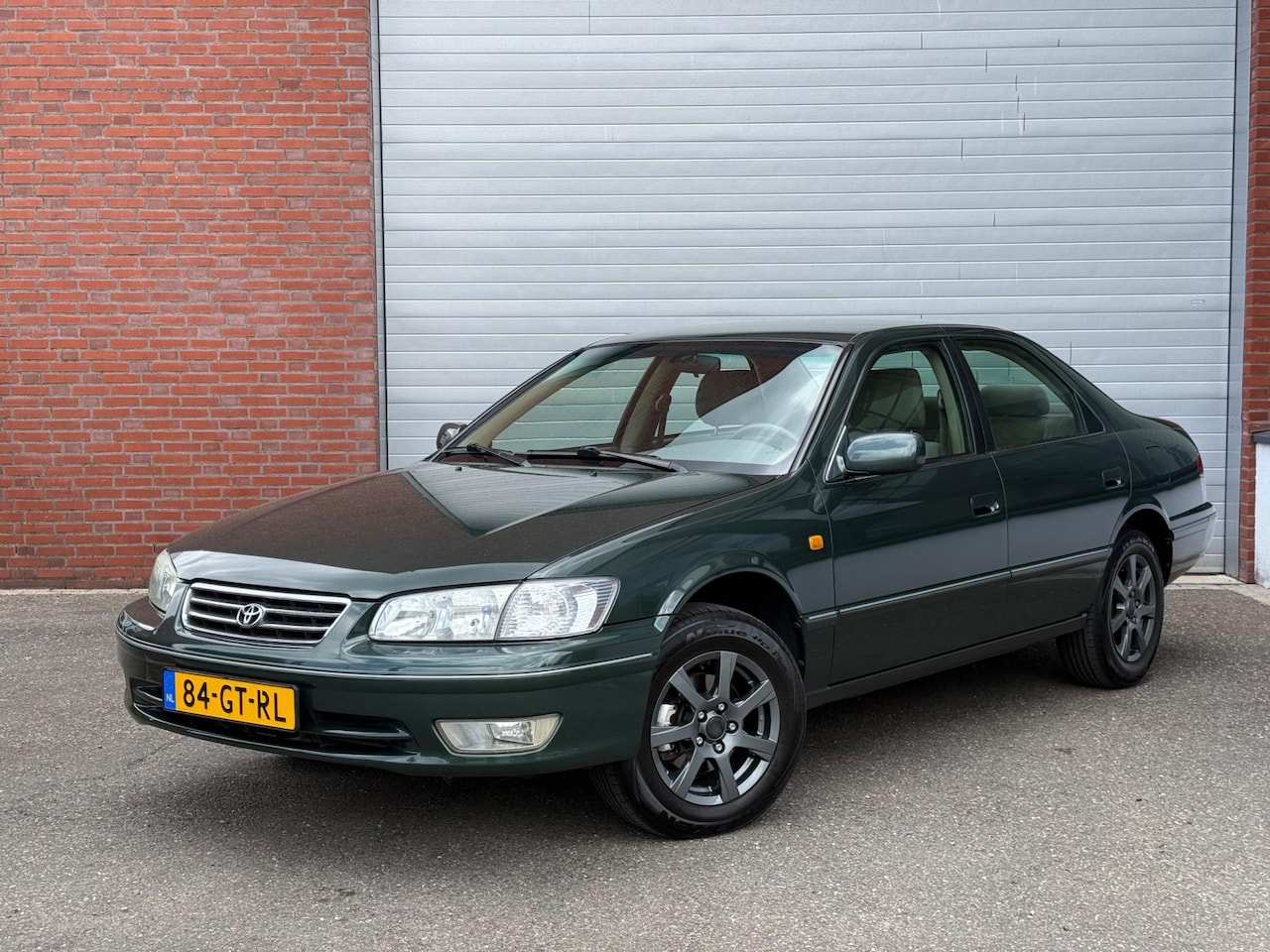 Toyota Camry - 2.2i GL| AUTOMAAT| NAP| AIRCO | NEW APK - AutoWereld.nl